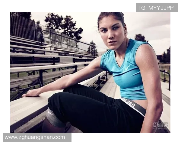 足球女星素描头像艺术风格创作展现动感与魅力 足球女星素描头像艺术风格创作展现动感与魅力